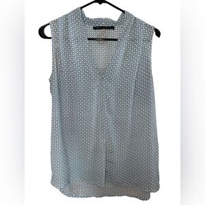 Women's Sleeveless Blue Patterned Top